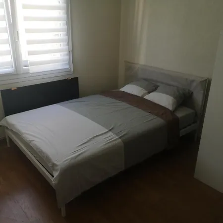 Relax * Εξ Λε Μπαν